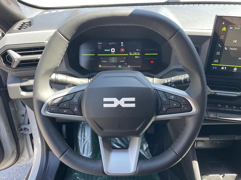 Dacia Duster (2026) Journey hybrid-G 150 4x4 NOVÝ  - fotka 10 z 16