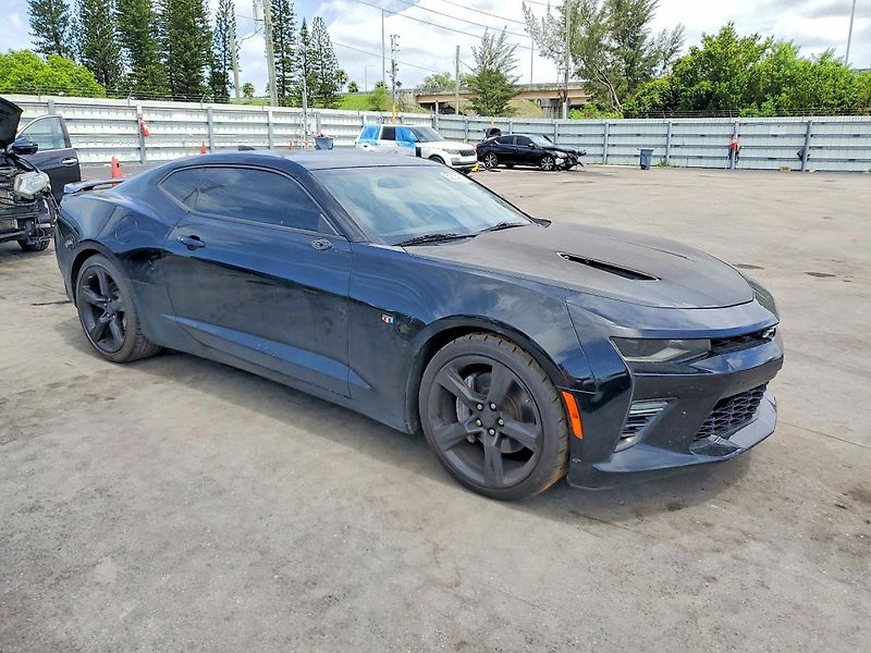 Chevrolet Camaro (2018) SS 6.2 - fotka 2 z 11