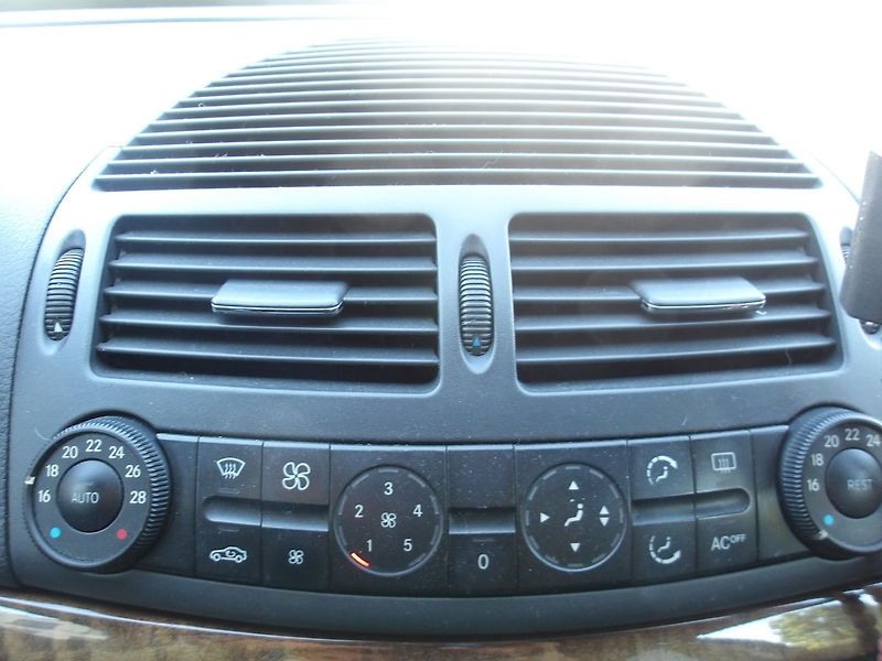 Mercedes-Benz Třídy E 2,2CDi - fotka 24 z 26