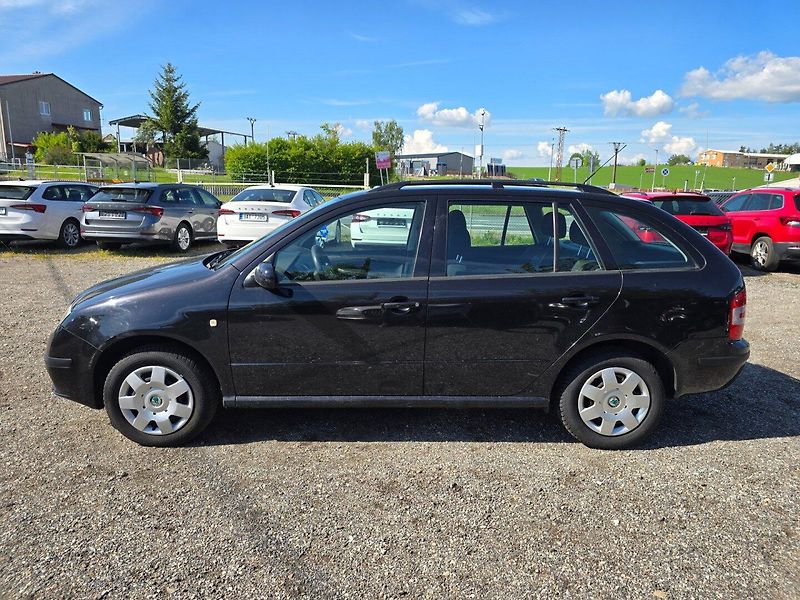 Škoda Fabia (2007) 1.4 MPi 59 KW Ambiente - fotka 4 z 23
