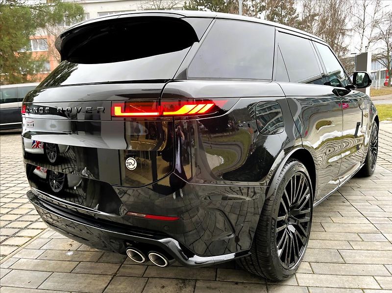 Land Rover Range Rover Sport (2026) 4,4 SV BLACK EDITION P635 - fotka 11 z 55