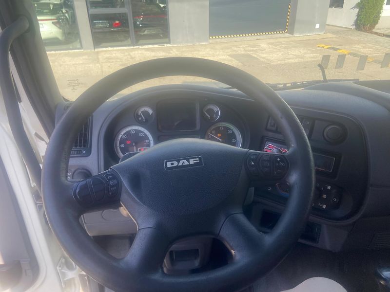 DAF LF (2008) 55.220, Euro 4, Izotherm, čelo - fotka 16 z 20