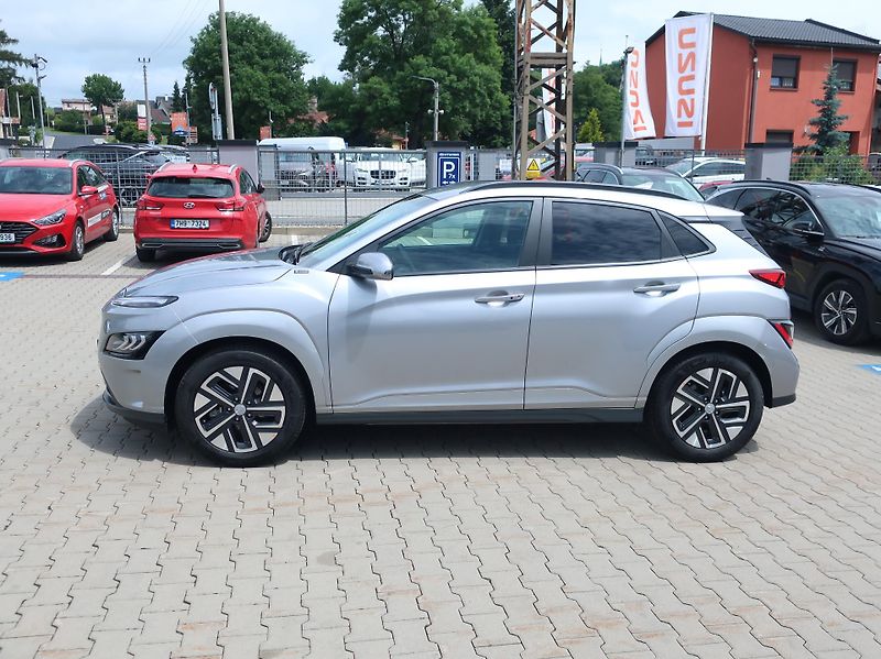 Hyundai Kona 65kWh-150KW POWER STYLE HEADUP - fotka 4 z 32