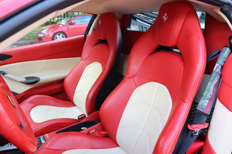 Ferrari 488 (2019) 488 GTB | 1. Majitel | ČR  - fotka 40 z 75
