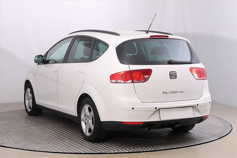 Seat Altea (2011) 1.6 TDI, Tempomat - fotka 4 z 16