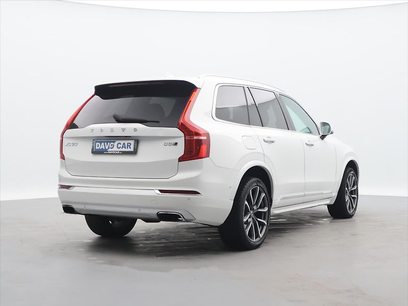 Volvo XC90 2,0 D 165 kW Inscription CZ - fotka 7 z 27