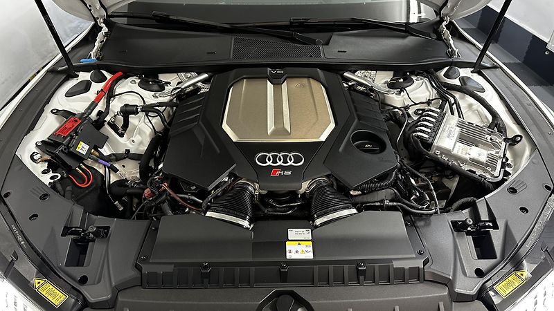 Audi RS 7 V8 4.0 / STAV NOVÉHO VOZU - fotka 53 z 54