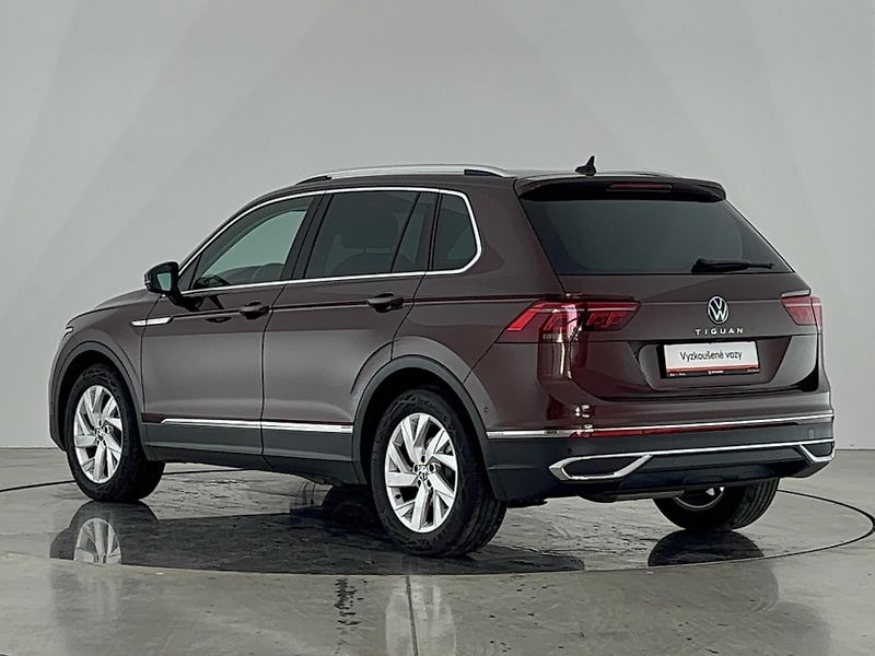 Volkswagen Tiguan Elegance DSG - fotka 15 z 28