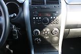 Suzuki Grand Vitara 2,0 i + LPG  LPG,4 x 4,TAŽNÉ - náhled 17