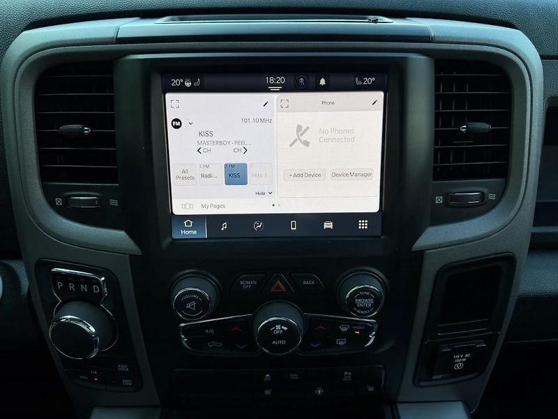 Dodge RAM (2022) +HEMI+CLASSIC+OFFROAD PAKET+ - fotka 17 z 19