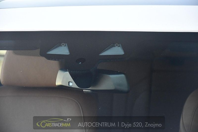 BMW Řada 5 530xD M-SPORT H&K HUD ACC PANO - fotka 46 z 51