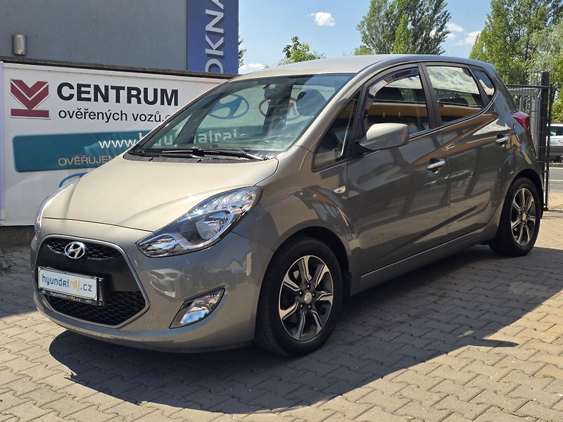 Hyundai ix20 1.6-KLIMA-SENZORY-ISOFIX - fotografie inzerátu