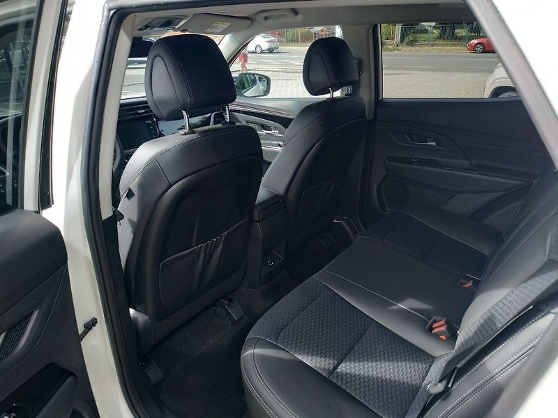 KGM Korando 1.5T, ELEG.,2WD, AT, SKLADEM - fotka 12 z 30