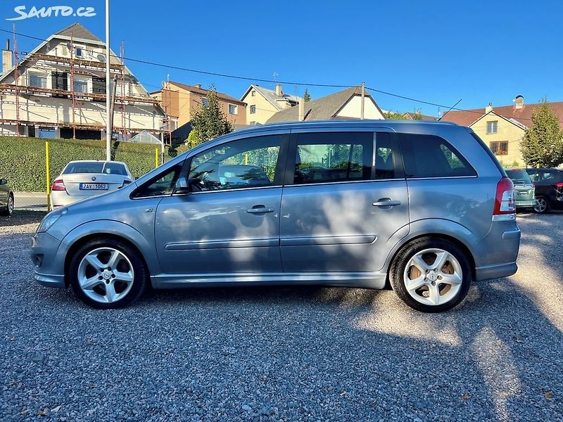 Opel Zafira (2008) 1.7 CDTi 92 kW 7 míst,Sport - fotka 8 z 20