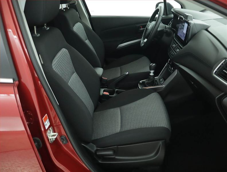 Suzuki SX4 S-Cross (2025) Premium 1.4 BoosterJet - fotka 9 z 15