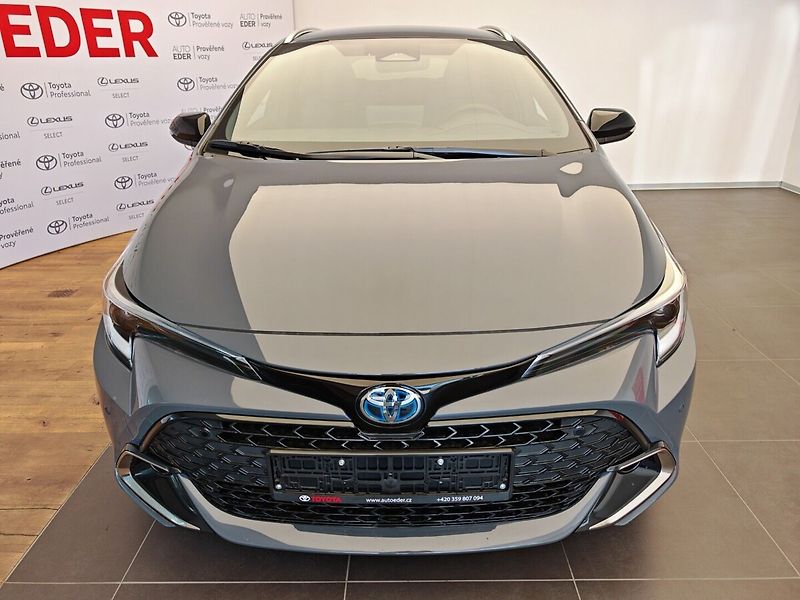 Toyota Corolla 2.0 Hybrid e-CVT Style - fotka 2 z 42