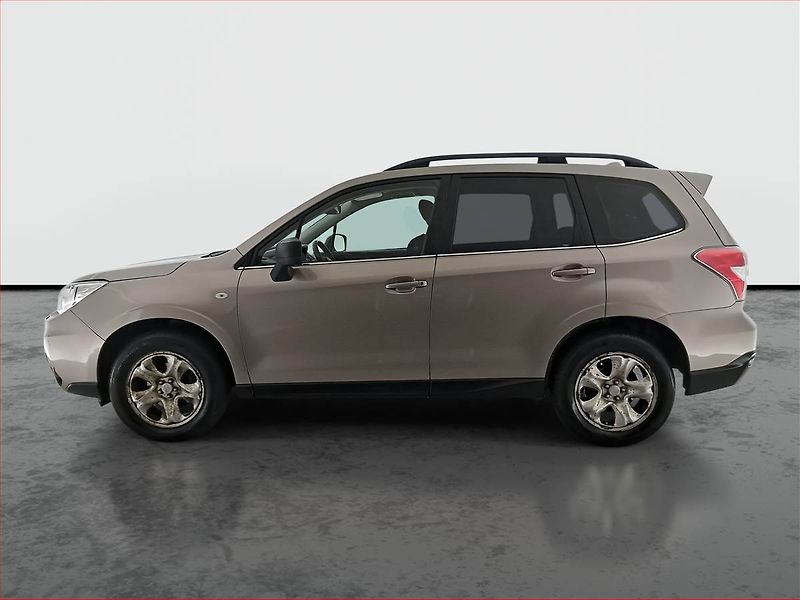 Subaru Forester (2015) 2.0 X, 4X4, Tempomat - fotka 3 z 6