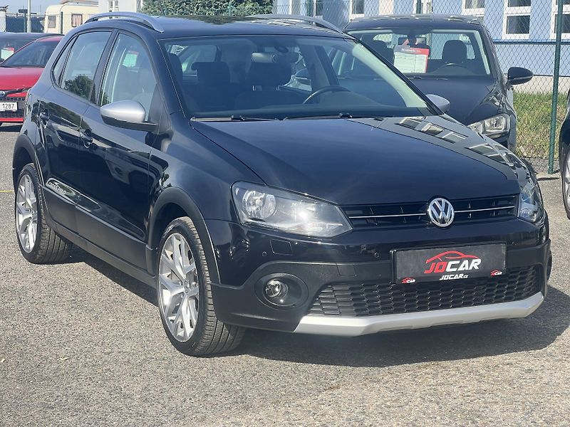 Volkswagen Polo Cross 1.0MPi 55kw TEMPOMAT ALU - fotka 3 z 49