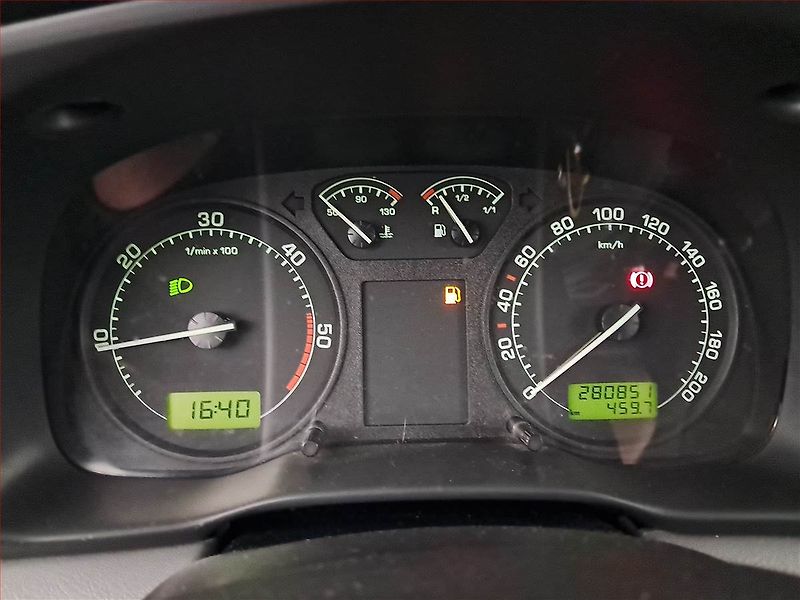 Škoda Octavia (2003) 1.9 SDI, nová STK - fotka 11 z 13