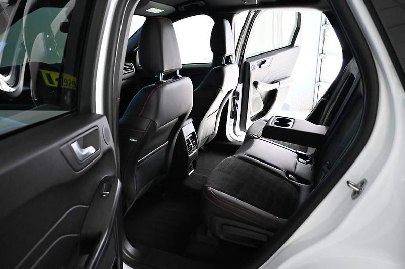 Ford Kuga (2023) 2.5 ST-LINE X LED BO ACC Virtu - fotka 9 z 42