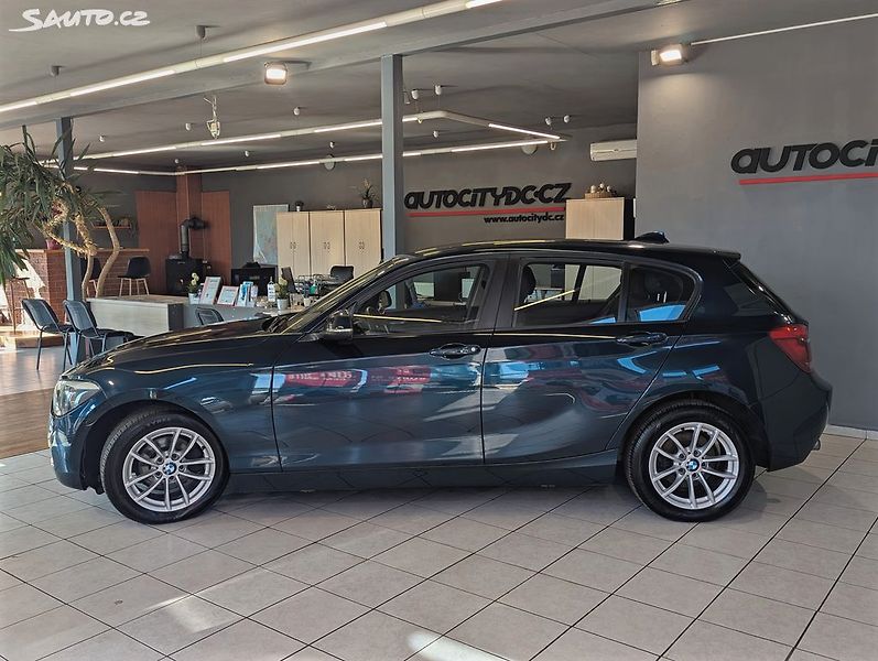 BMW Řada 1 116 i 100kW VÝHŘEVY, PDC - fotka 4 z 23