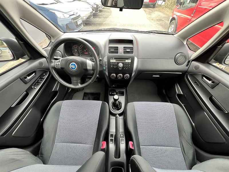 Fiat Sedici 1.9JTD 4x4 KLIMATIZACE ALU - fotka 18 z 40