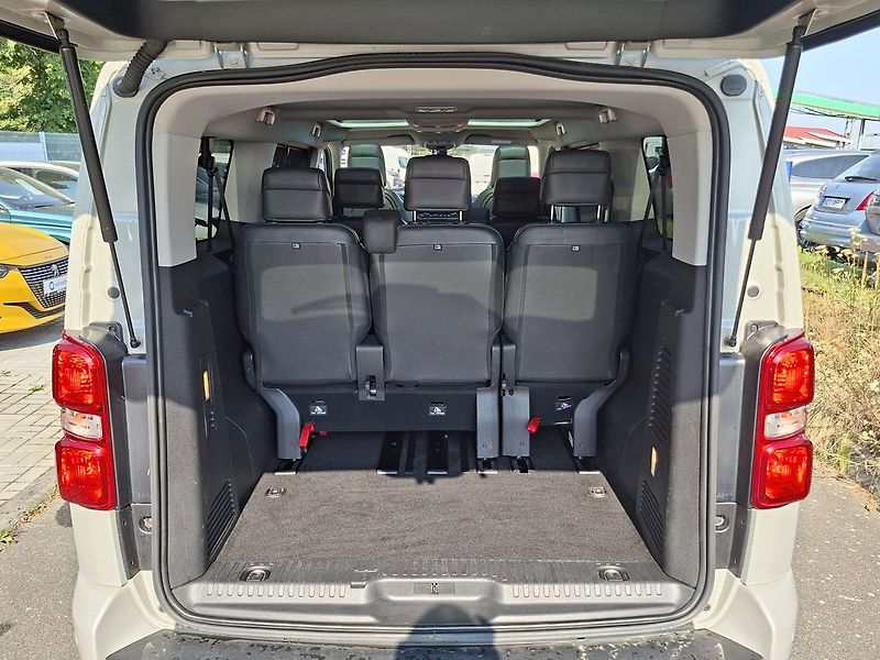 Peugeot Traveller LONG ALLURE 2,0 BHDI 180k EAT8 - fotka 4 z 30