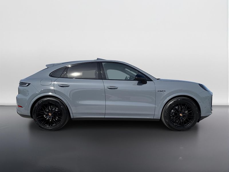Porsche Cayenne E-Hybrid Coupé Black Edition - fotka 5 z 28