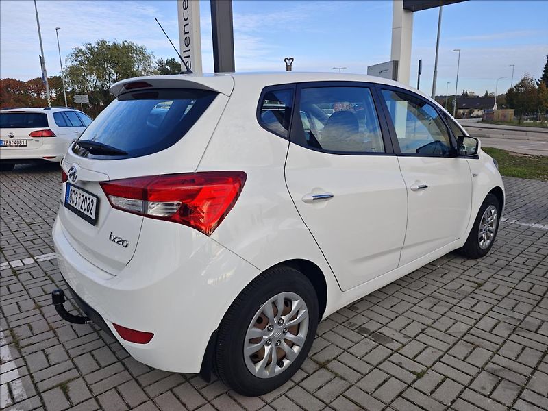 Hyundai ix20 1,6 i CVVT  Trikolor Essential - fotka 6 z 21