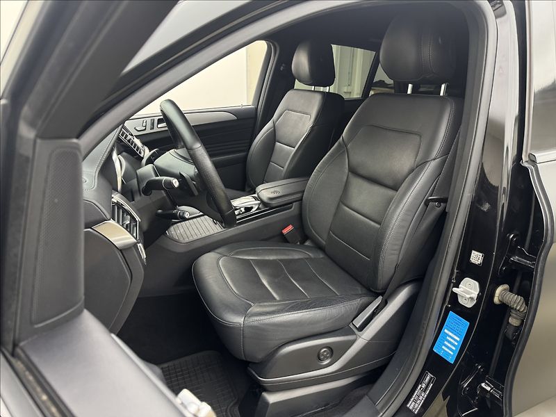 Mercedes-Benz GLE 3,0 350d AMG COUPE LED DPH ČR - fotka 34 z 43