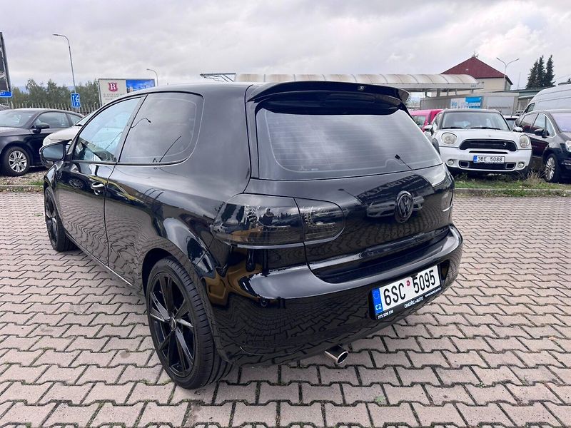 Volkswagen Golf (2009) 1,4i 59 KW BRZDY PNEU LAK - fotka 4 z 50