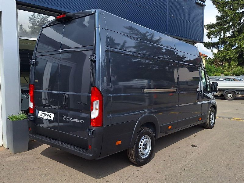 Peugeot Boxer (2026) FG 4350 L4H3 BHDi 180k EAT8 - fotka 6 z 31
