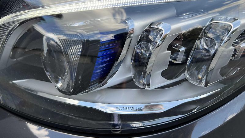 Mercedes-Benz Třídy C C43 AMG TOP STAV DPH - fotka 28 z 30