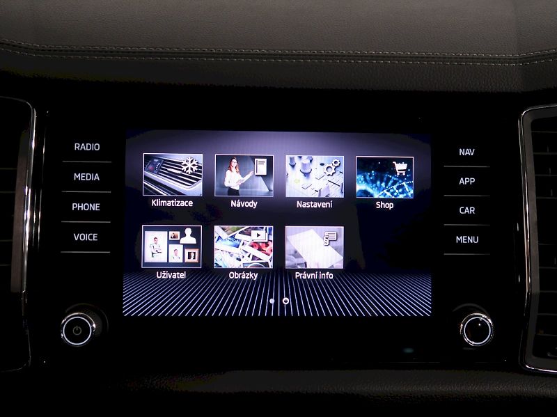 Škoda Kodiaq (2023) STYLE 2.0TDI 147KW 4x4 DSG TAŽ - fotka 24 z 44