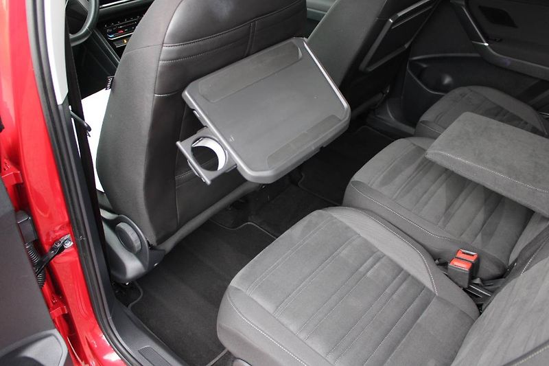 Volkswagen Touran (2022) 2.0 TDI 110kW DSG LED tažné - fotka 6 z 35