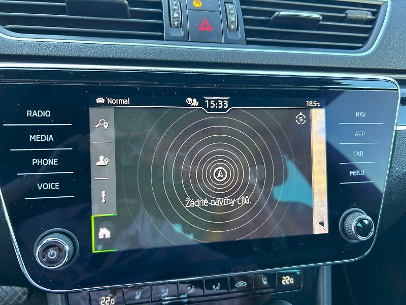 Škoda Superb (2022) SUP.COM L K TD 147/2.0 A7A - fotka 24 z 31