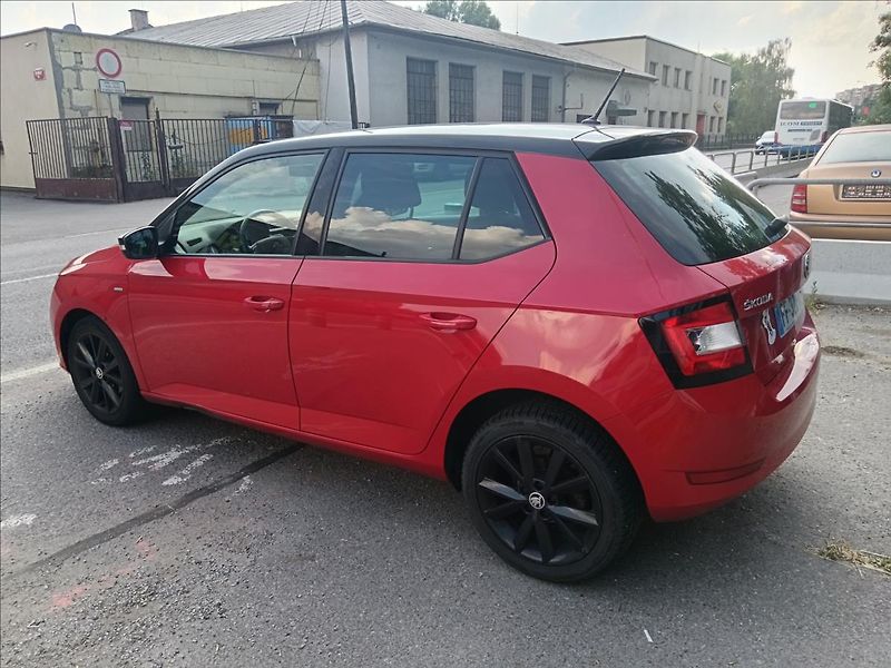 Škoda Fabia 1,0 TSi Business  Clever - fotka 7 z 21
