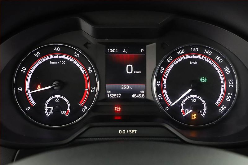 Škoda Octavia (2020) RS 2.0 TSI - fotka 8 z 21