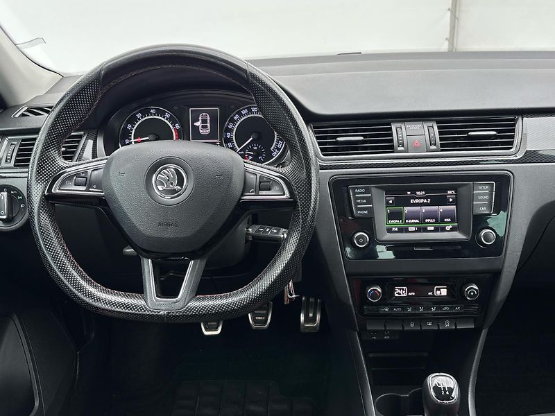 Škoda Rapid MONTE CARLO - fotka 18 z 25