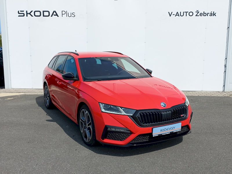 Škoda Octavia (2023) COMBI RS  2,0TSI DSG - fotka 6 z 26