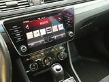 Škoda Superb 2,0 TDI DSG Sportline LED DPH - náhled 25