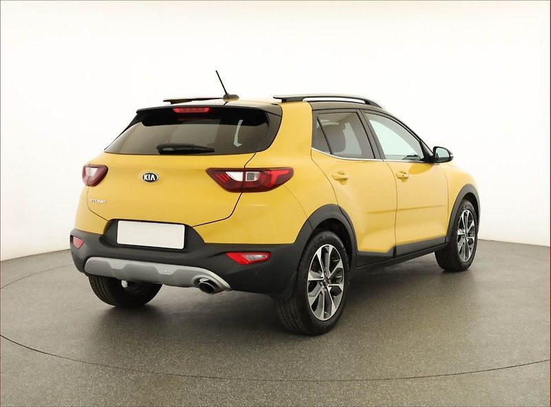 Kia Stonic (2018) 1.4 CVVT, Serv.kniha, Navi - fotka 5 z 17