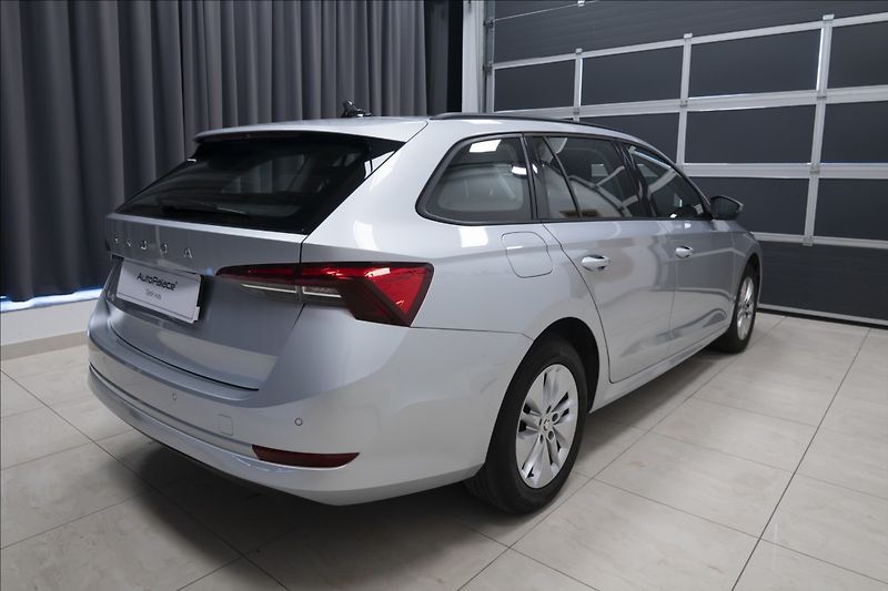 Škoda Octavia 2,0 TDI 1. MAJ ČR VÝHŘEV DPH - fotka 4 z 42