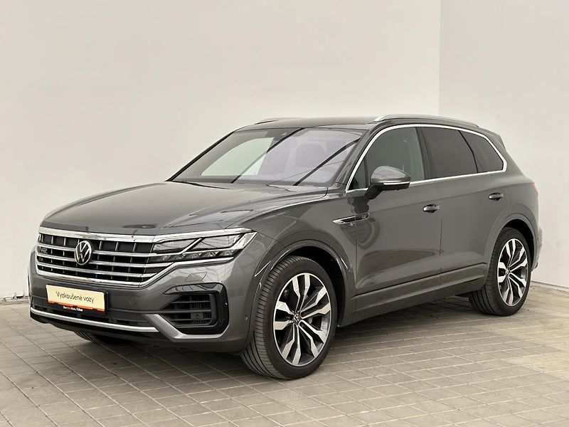 Volkswagen Touareg 3.0 TSI 4x4 R-Line - fotografie inzerátu
