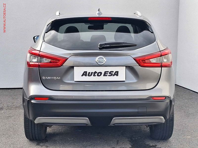 Nissan Qashqai (2019) 1.3DiG-T, N-Connecta, AT - fotka 5 z 21