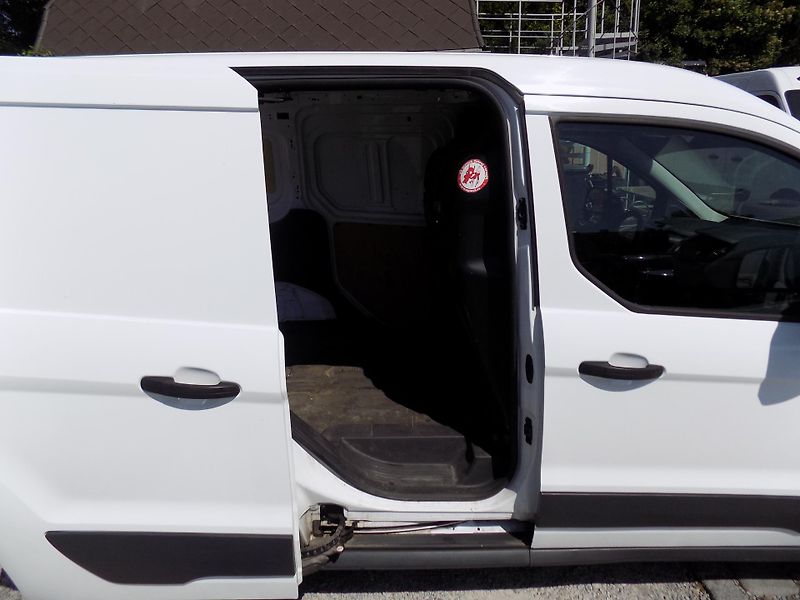 Ford Transit Connect 1,5 TDCI 88 KW KLIMA ČR!!! - fotka 25 z 44