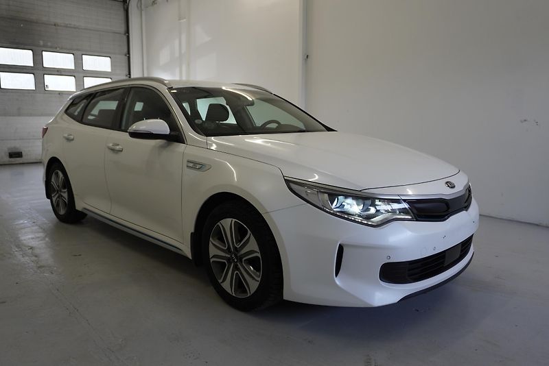 Kia Optima  SW 2,0 GDI PHEV AUT, - fotka 3 z 35