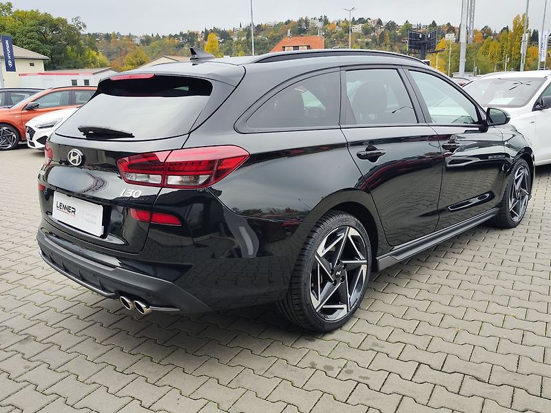Hyundai i30 1.5 T-GDI/103kW N-Line DCT - fotka 5 z 34