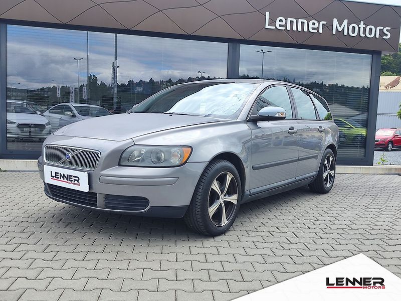 Volvo V50 1.6D/80kW - fotka 1 z 22