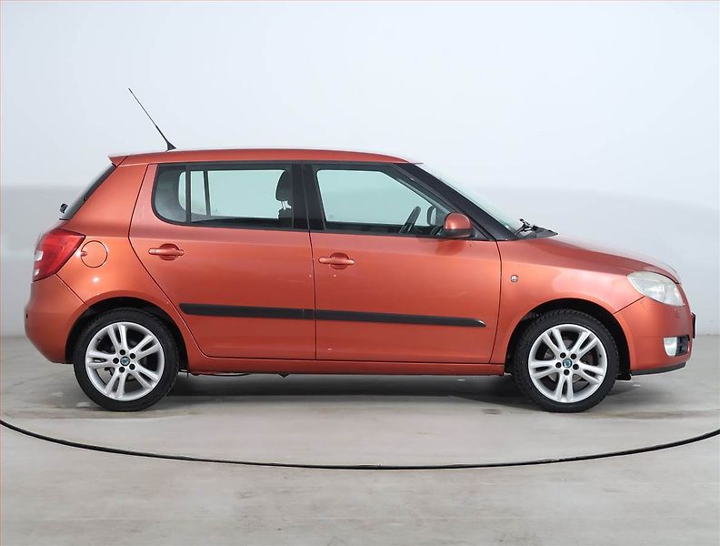 Škoda Fabia (2007) Sport 1.6 16V, Eko.zaplacen - fotka 6 z 19